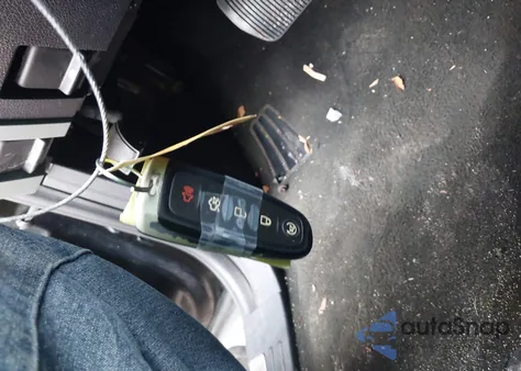 2015 Ford Expedition Platinum z USA, uszkodzony, nr VIN 1FMJU1LT4FEF19869